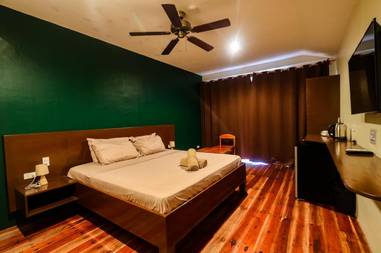 Nakabalo Guesthouse & Restaurant Siquijor Kültér fotó