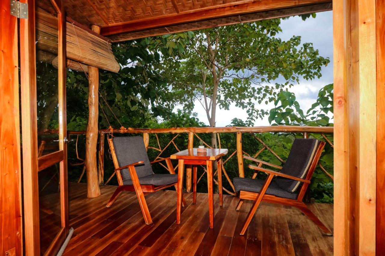 Nakabalo Guesthouse & Restaurant Siquijor Kültér fotó